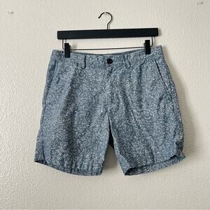 Club Monaco Baxter Fit Print Shorts blue line drawing